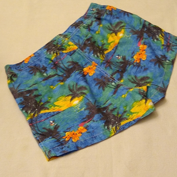 SEOBEAN TRUNKS - Picture 3 of 11